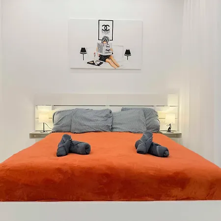 Izabellas Luxury Downtown Lägenhet